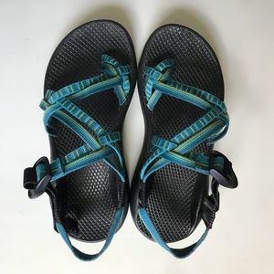 Women’s chacos with double toe strap